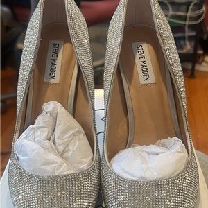 Steve Madden Glittering Silver Heels